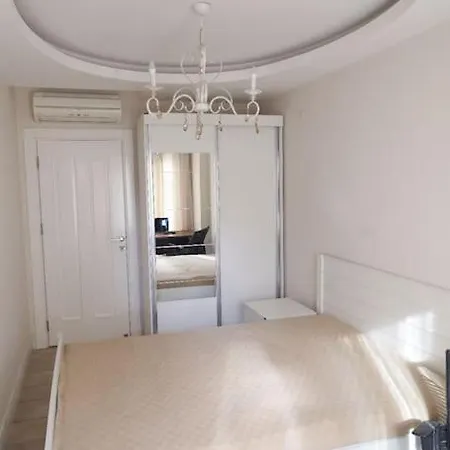 Cleopatra Ultra-luxury 3-bedroom Penthouse شقة *