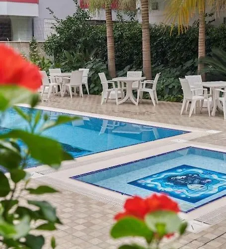 Cleopatra Ultra-luxury 3-bedroom Penthouse Lägenhet *