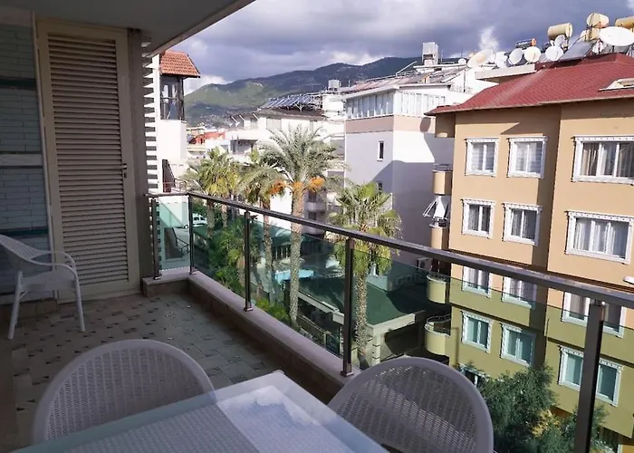 Cleopatra Ultra-luxury 3-bedroom Penthouse Lägenhet